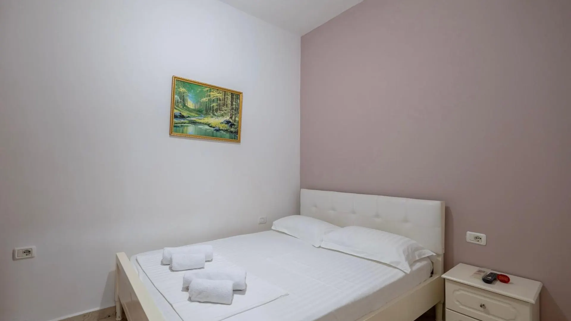 Apartment Flower Garden Villa Ksamil