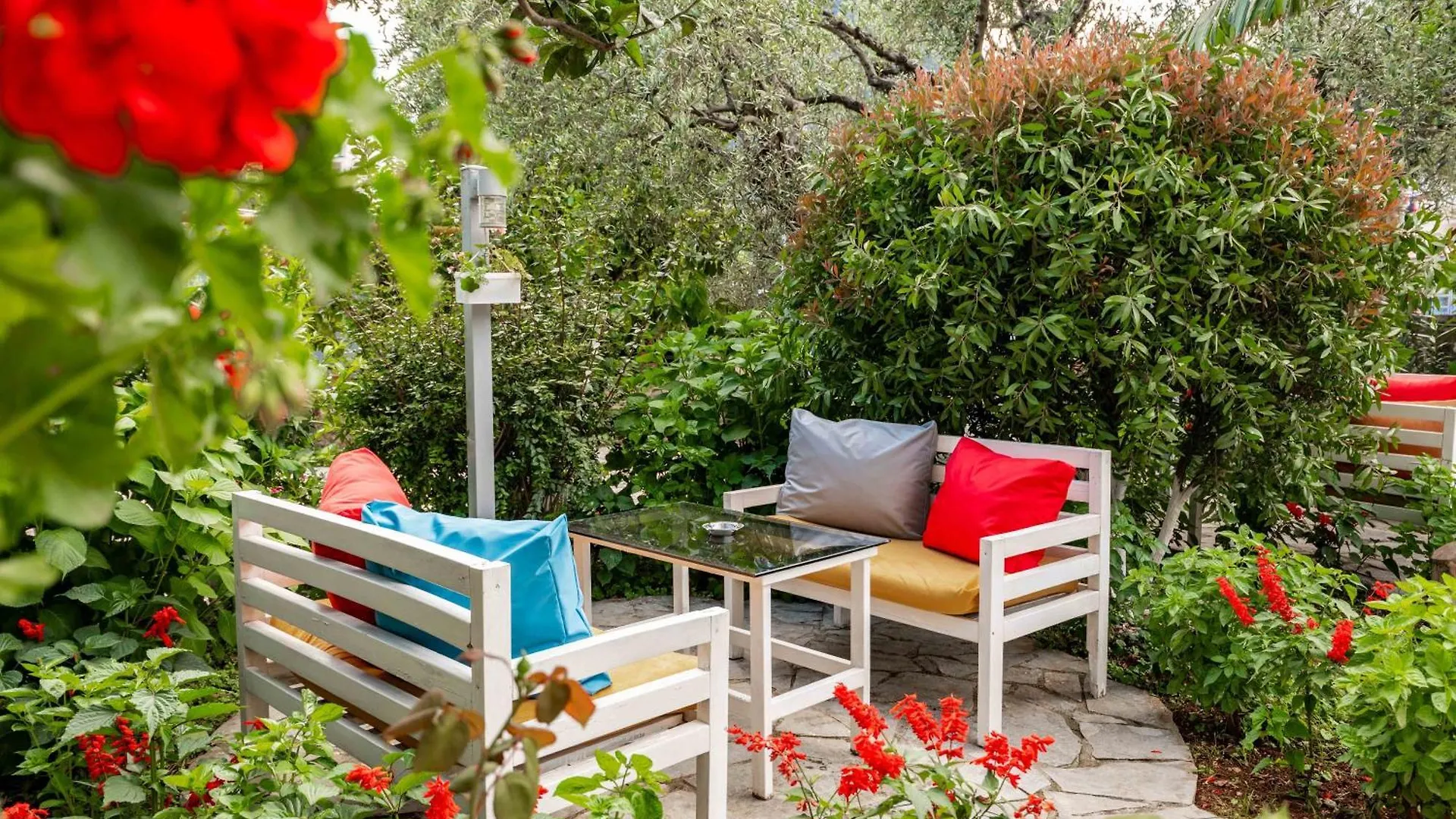 Flower Garden Villa Ksamil Albânia