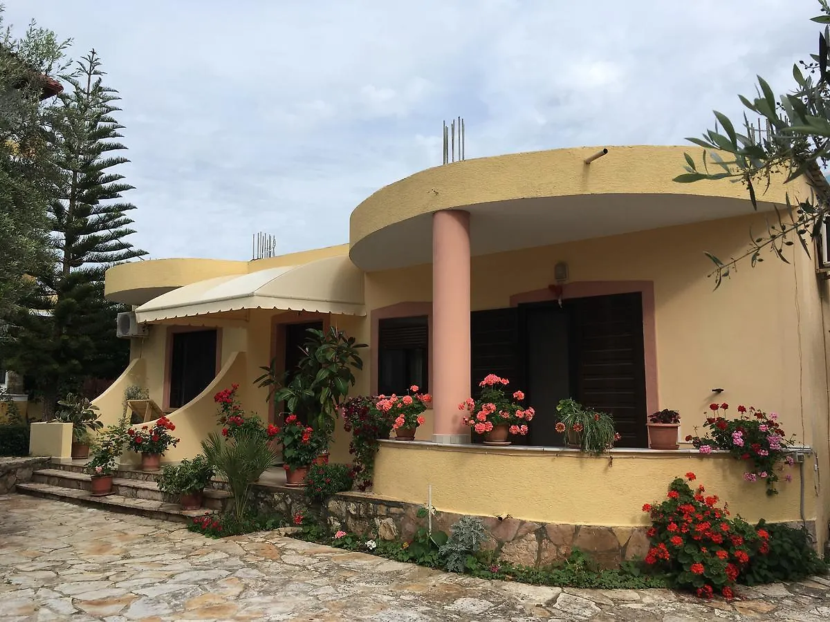 Flower Garden Villa Ksamil 0*,  Albania