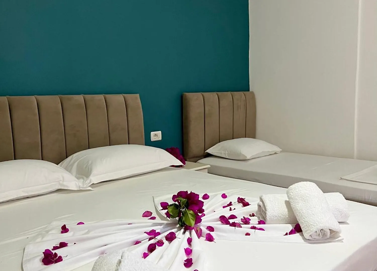 Apartment Flower Garden Villa Ksamil Albania