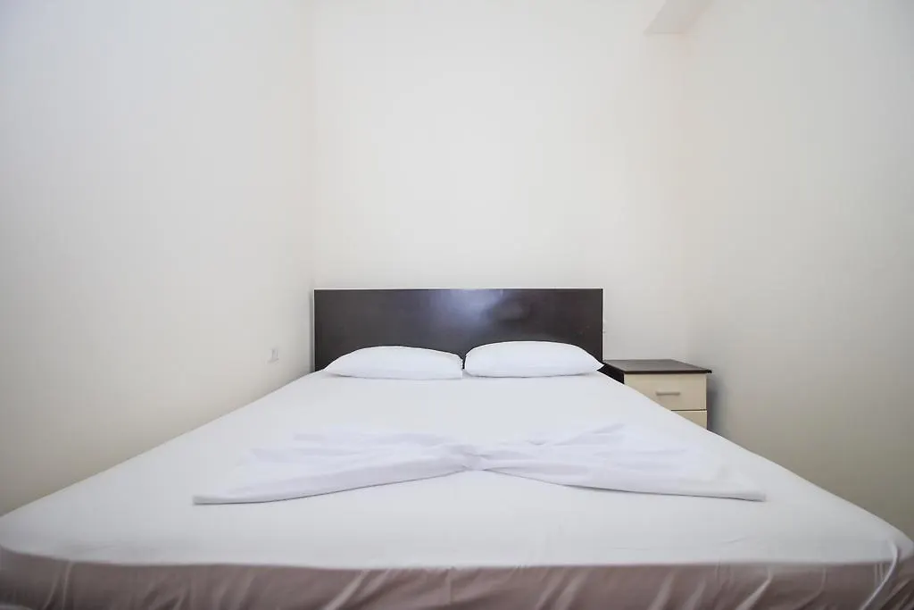 Flower Garden Villa Ksamil Apartment